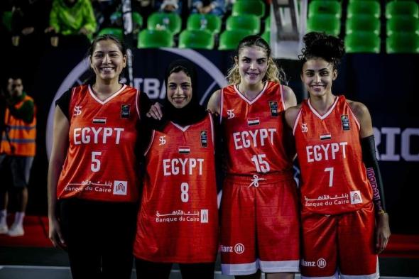 أشرف صبحي يهنئ منتخب كرة السلة 3x3 ببطولة أفريقيا للرجال وفضية السيداتالأحد 03/ديسمبر/2023 - 10:37 م
هنأ الدكتور أشرف صبحي، وزير الشباب والرياضة، منتخب مصر لكرة السلة 3x3 بلقب كأس افريقيا لكرة السلة رجال وفضية السيدات، والتي أُقيمت علي مضمار استاد القاهرة الدولي.