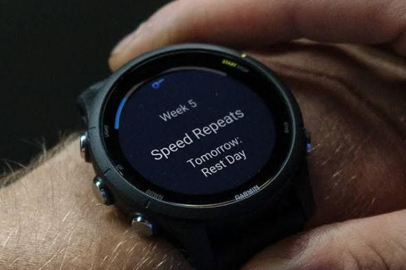 Garmin تطلق تحديثًا جديدًا لساعاتها الذكية مع تحسينات ل Garmin Coach واستعداد التدريب